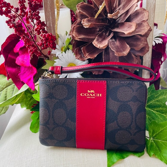 NWT Coach Corner Zip Wristlet Signature Canvas Brown wristlet - Picture 2 of 5